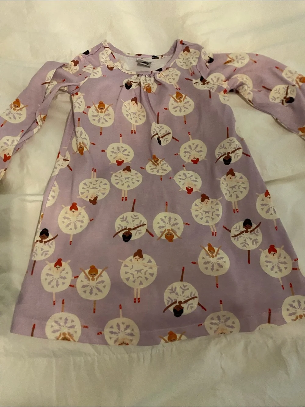 Hanna Andersson Lavender Ballet snowflake nightgown 4T